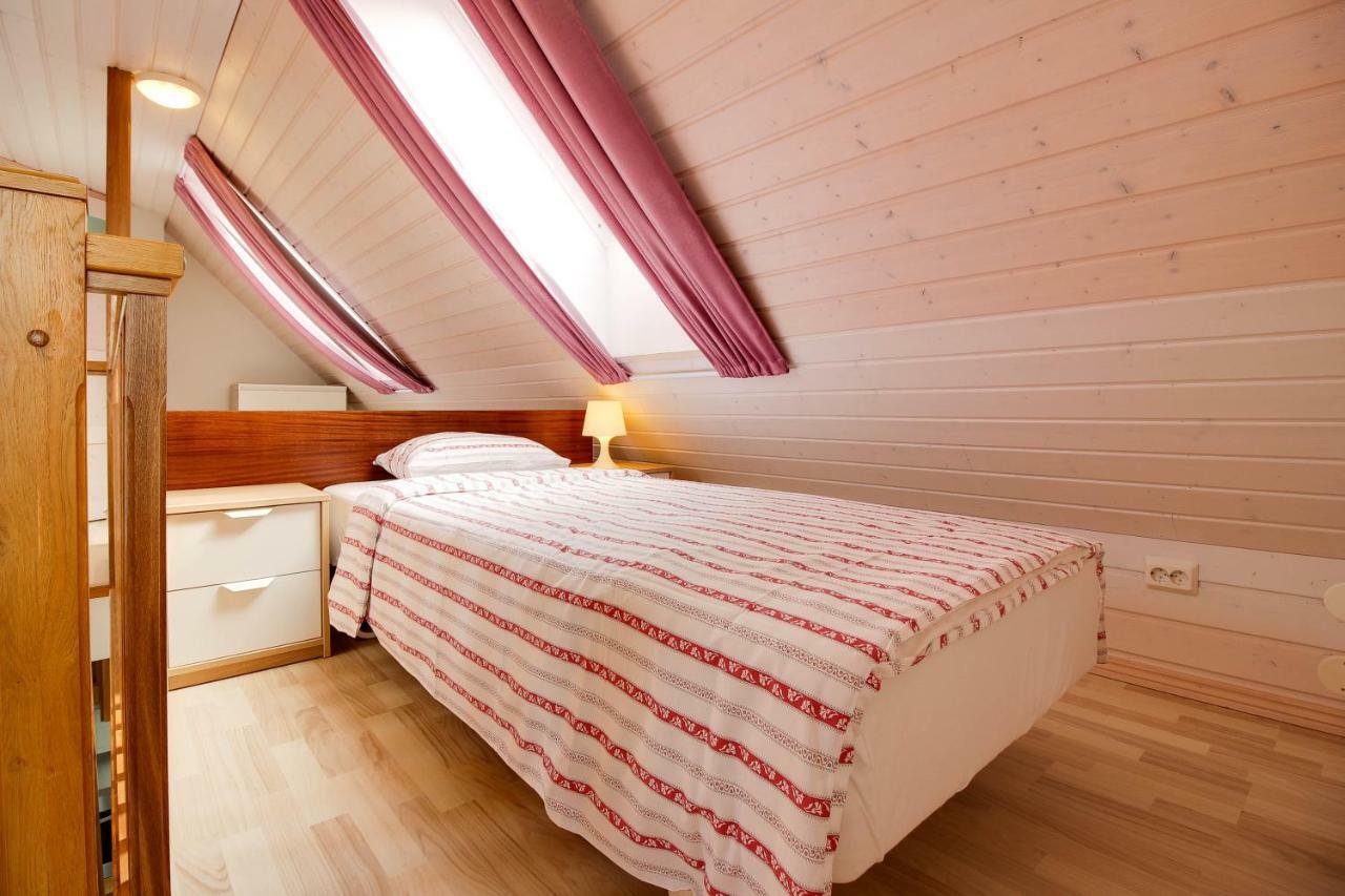 Kasekese Holiday Home With Sauna And Garden クレサーレ エクステリア 写真