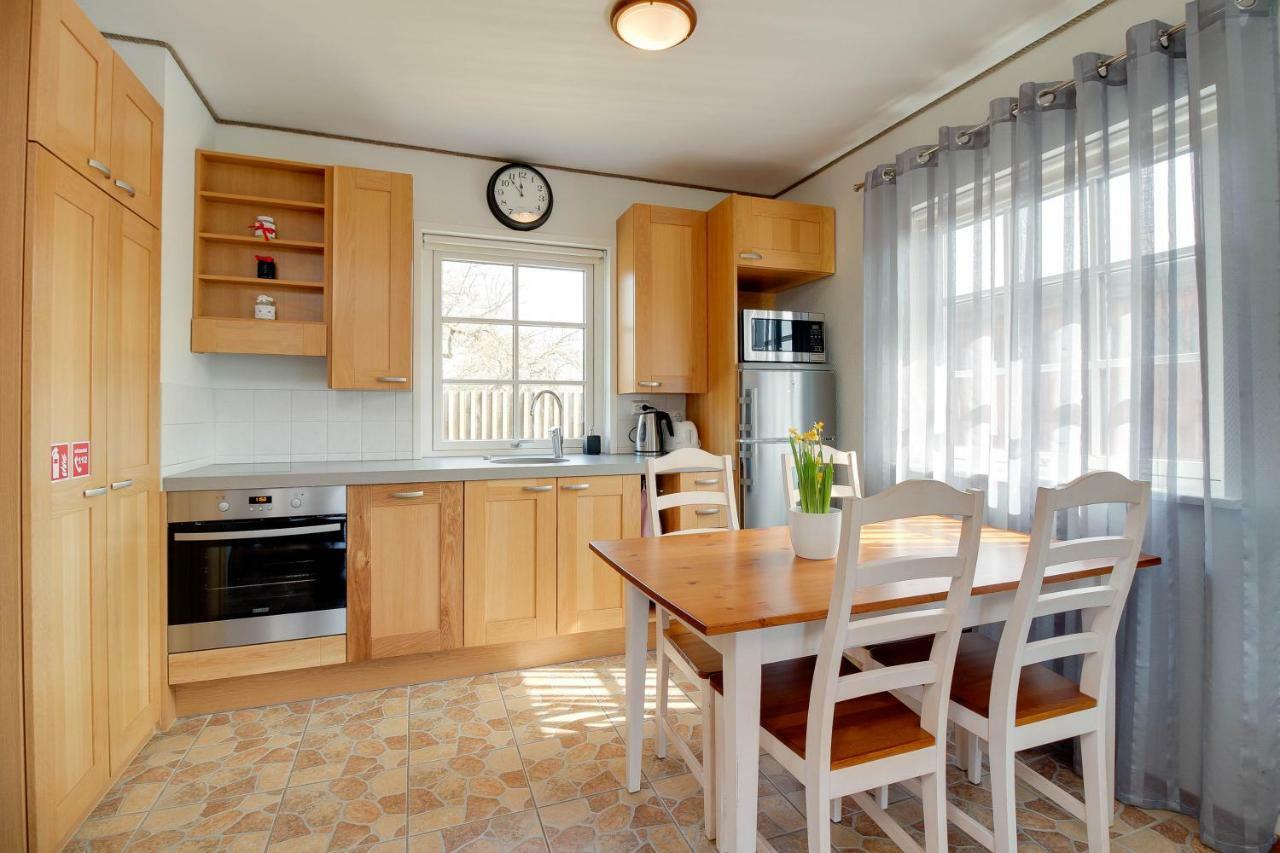 Kasekese Holiday Home With Sauna And Garden クレサーレ エクステリア 写真